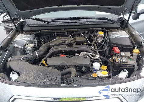 2015 Subaru Outback 2.5I Limited z USA, uszkodzony, nr VIN 4S4BSANC1F3299738